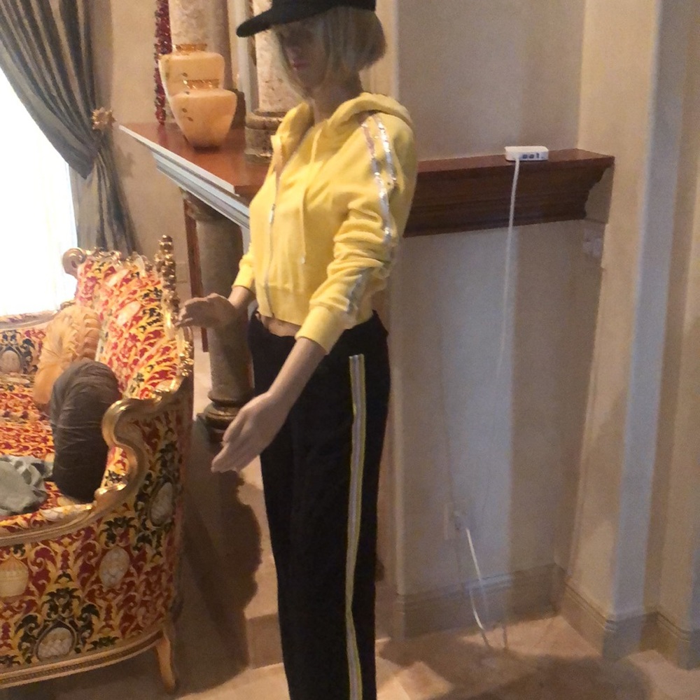 Bebe sport jacket and pants, barely worn - Picture 2 of 4
